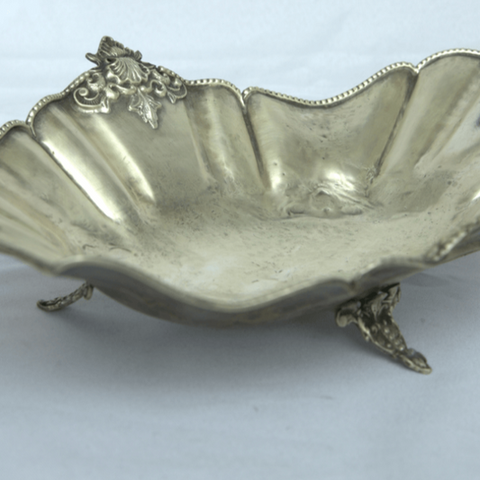 Amazing Tray Fruit Antique Mexican Style With decorations made of Sterling Silver for Home Living. - Ghatan Antique