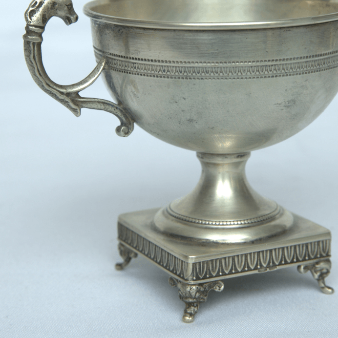 Antique Bowl With Stand and Double Handles And Engravings Germany Style. - Ghatan Antique