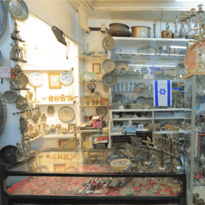 Antique Personalized Shaker Made of Sterling Silver 925 made in Italian. - Ghatan Antique