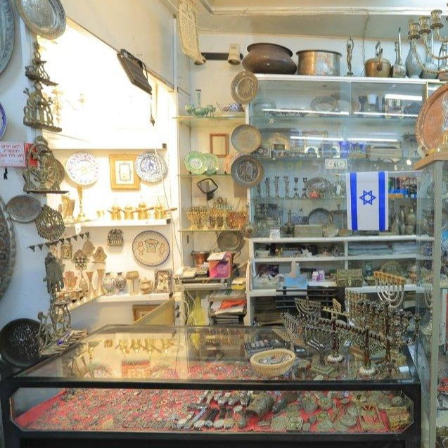 Antique Vase made of Crystal and Sterling Silver for Tableware. - Ghatan Antique