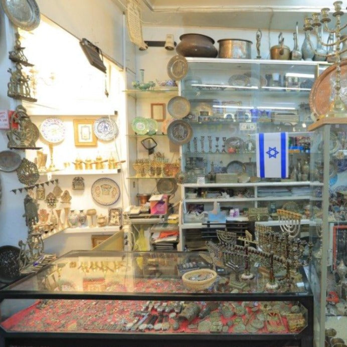 Beautiful Antique Salt and Pepper Shakers made of Sterling Silver Germany Style Bohemian. - Ghatan Antique