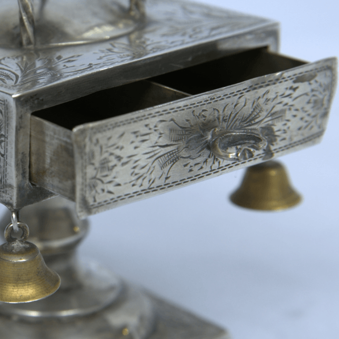 Rare Havdalah Set made of Sterling Silver with Drawer for Fire and Bessamim. - Ghatan Antique
