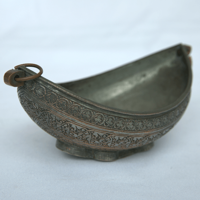 Unique Bowl Kashkaul Antique Made Of Copper Persian Style With Engravings for Home Decor. - Ghatan Antique