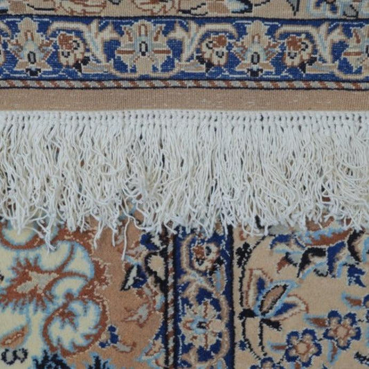 Vintage from the 1950s - Amazing Persian Rug with Medallion and Floral. - Ghatan Antique