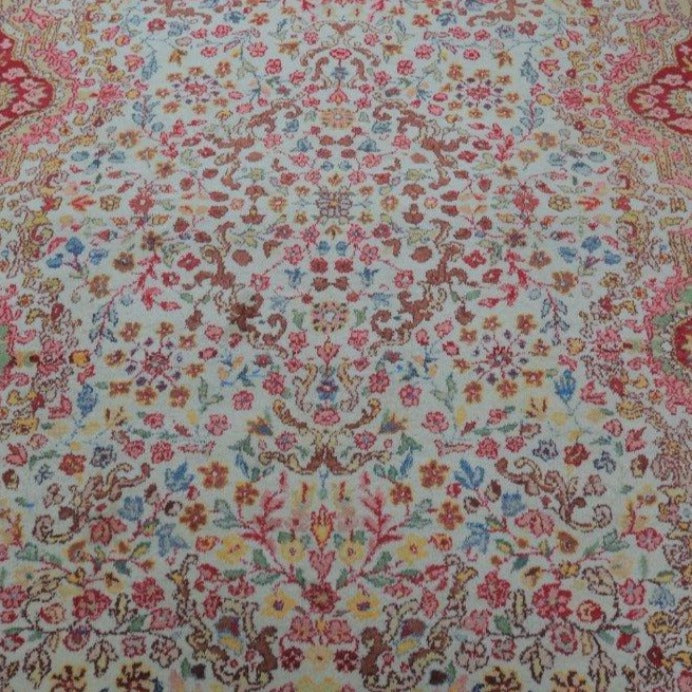 Vintage from the 1970s - Amazing Antique Large Persian Rug. - Ghatan Antique