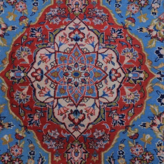 Vintage from the 20th Century - Amazing Persian Red Rug. - Ghatan Antique