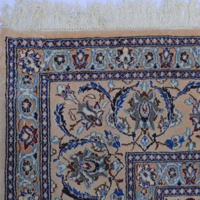 Vintage from the 20th Century - Special Persian Rug Made of Camel Wool and Silk with Floral. - Ghatan Antique