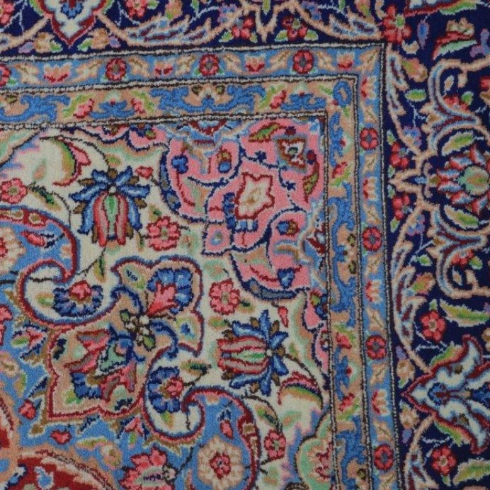 Vintage from the 20th Century - Unique Red Rug Persian for Home Decor. - Ghatan Antique