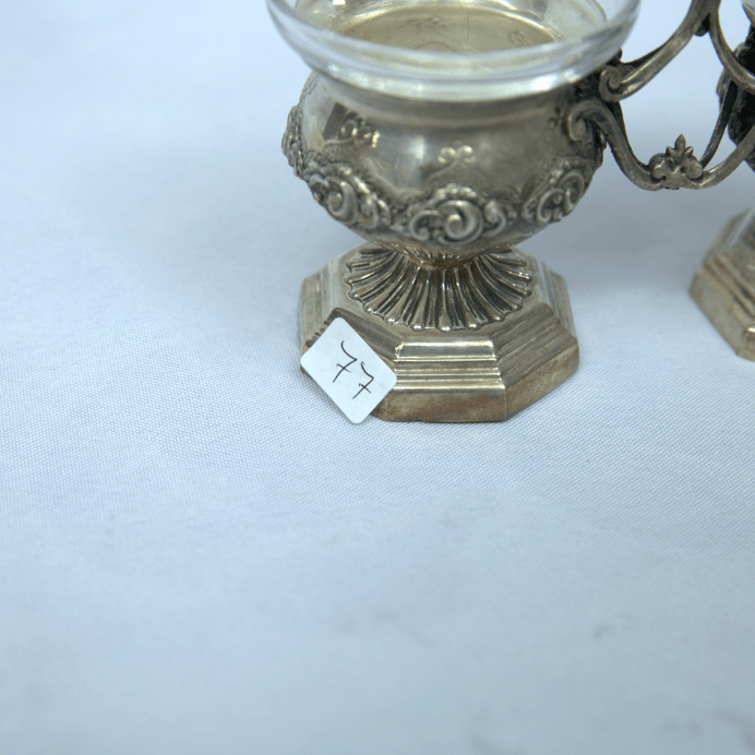 Vintage Salt and Pepper Shakers for Tableware made of Sterling Silver 925 Israel Style. - Ghatan Antique