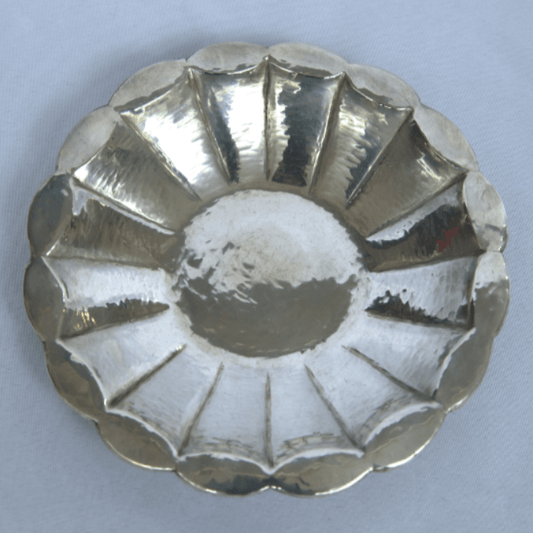 Antique Kirk & Son made of Sterling Silver Plate Dish for Tableware. - Ghatan Antique