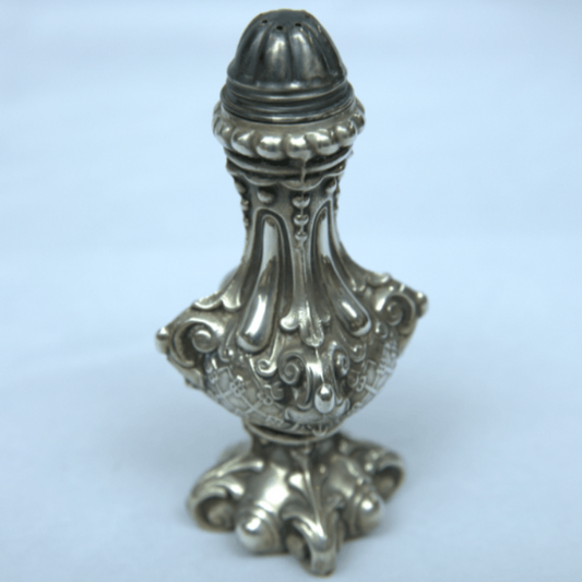 Antique Personalized Shaker Made of Sterling Silver 925 made in Italian. - Ghatan Antique