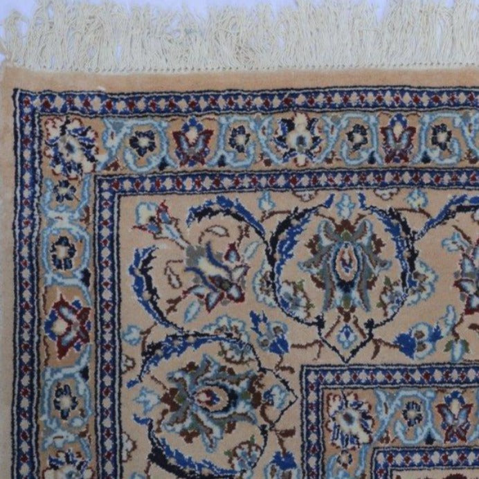 Vintage from the 20th Century - Special Persian Rug Made of Camel Wool and Silk with Floral. - Ghatan Antique