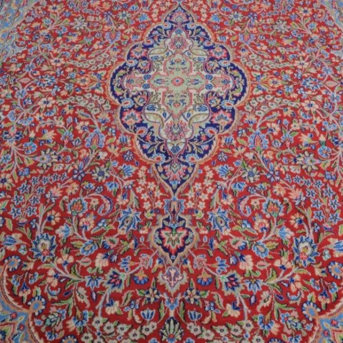 Vintage from the 20th Century - Unique Red Rug Persian for Home Decor. - Ghatan Antique